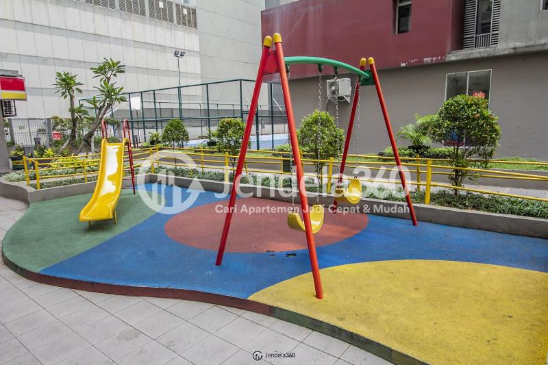 Playground - Green Bay Pluit Apartment