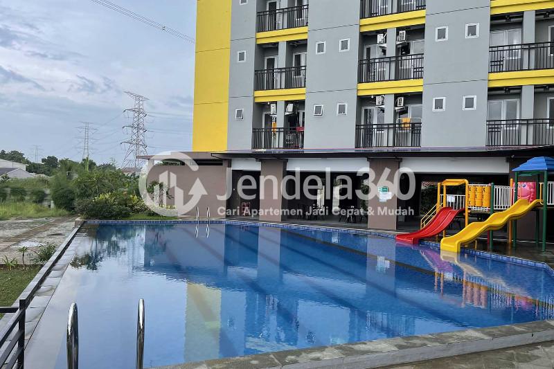 Swimming Pool - Royal Garden Apartment