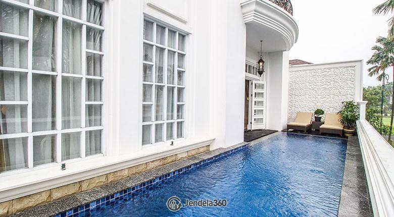 Swimming Pool - Rumah Klasik (Malibu)