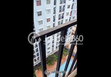 Balcony Green Park View Apartment Studio Semi Furnished