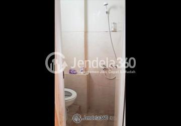 Bathroom Green Park View Apartment Studio Semi Furnished