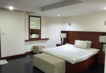 Other Apartmen Taman Anggrek 2BR menjadi 1 BR. Unit besar dan fresh seperti baru!