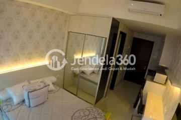 Bedroom Puri Mansion  Studio Fully Furnished