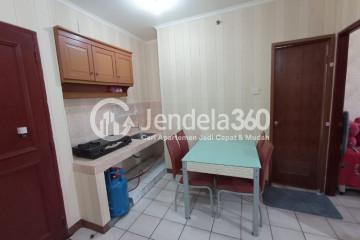 Kitchen Cozy 2BR Apartment Middle Floor with Swimming Pool View at Mediterania Gajah Mada Apartment