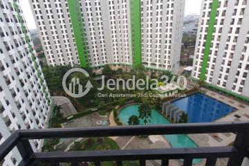 Balcony Green Lake View Apartment Studio Fully Furnished