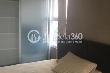 Bedroom Low Floor Studio Apartment with city and pool View at Belmont Residence