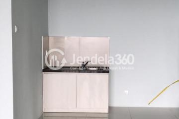 Kitchen 3BR Apartment with City View at Lexington Residence