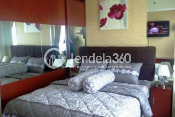 Bedroom Low Floor 1BR Apartment with pool View at MTH Square