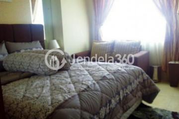 Bedroom Low Floor 1BR Apartment with pool View at MTH Square