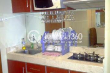 Kitchen Low Floor 1BR Apartment with pool View at MTH Square