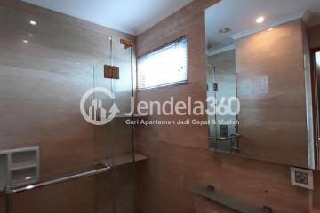 Bathroom Hamptons Park Apartment 2BR Fully Furnished