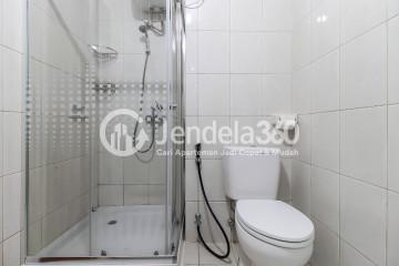 Bathroom Lovely Studio Apartment High Floor with City View at Thamrin Executive Residence