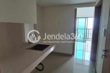 Kitchen 1BR Apartment with City View at Embarcadero Bintaro Apartment