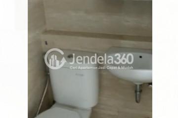 Bathroom Middle Floor Studio Apartment with CITY View at Springwood Residence