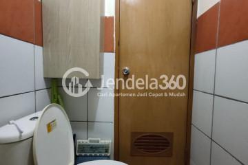 Bathroom East Park Apartment 2BR View Perumahan