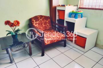 Living Room East Park Apartment 2BR View Perumahan