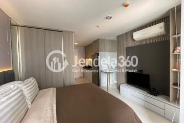 Bedroom Low Floor Studio Apartment with City View at Intermark BSD Tuscany Residence