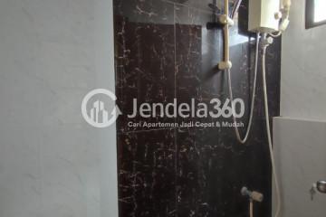 Bathroom Kebagusan City Apartment 2BR View city