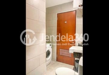 Bathroom Low Floor 2BR Apartment with Garden View at Roseville SOHO & Suites