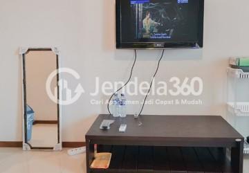 Bedroom Compact Studio Apartment Middle Floor with pool View at Thamrin Executive Residence