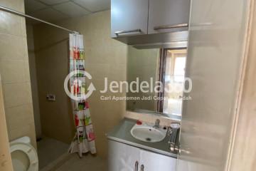 Bathroom Mediterania Marina Ancol Apartment 2BR Fully Furnished