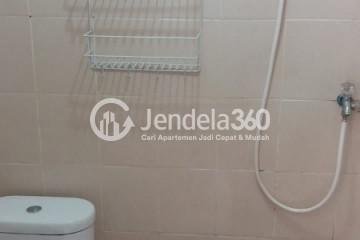 Bathroom Middle Floor Studio Apartment with City View at Sunter Park View Apartment