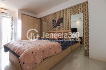 Bedroom Studio Apartment with Street View at Bassura City Apartment