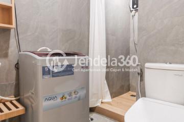 Bathroom Sudirman Park Apartment 1BR Fully Furnished