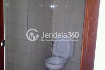 Bathroom Royal Mediterania Garden Residence Studio Non Furnished