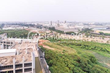 Balcony Fancy Studio Apartment Middle Floor with Lake View at Sedayu City Apartment