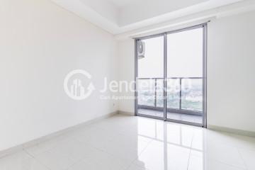 Bedroom Fancy Studio Apartment Middle Floor with Lake View at Sedayu City Apartment