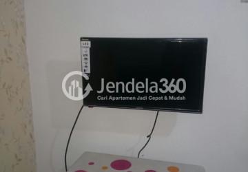 Other 1BR Apartment with Kolam renang View at Modernland Golf Apartment