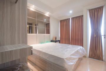 Bedroom Menteng Park Studio View East