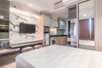 Bedroom Menteng Park Studio View East