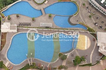 View High Floor 1BR Apartment with Swimming Pool View at The Wave Apartment