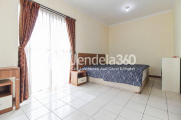 Bedroom 1 Middle Floor 3BR Apartment with City View at Marbella Kemang Residence Apartment