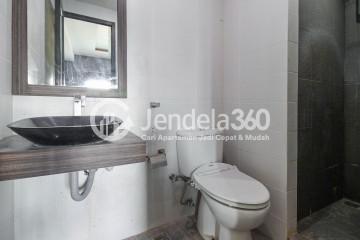 Bathroom Sudirman Park Apartment Studio Fully Furnished