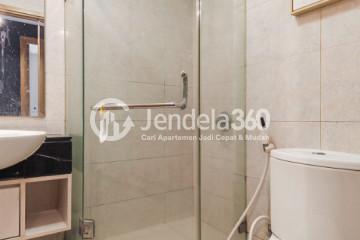 Bathroom 2BR The Mansion Kemayoran Bougenville Apartment at Low Floor