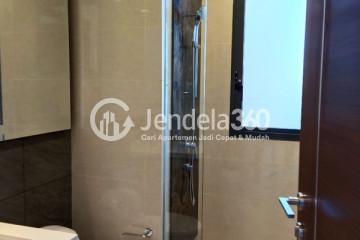 Bathroom 1BR Apartment with City View at Condominium Marigold Navapark Apartment