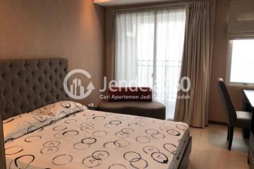 Bedroom High Floor Studio Apartment with City View at Thamrin Executive Residence