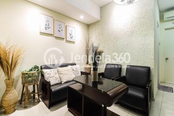 Living Room Modern 1BR High Floor Apartment with Bohemian Vibe at Cosmo Terrace - Jakarta Residence Thamrin City