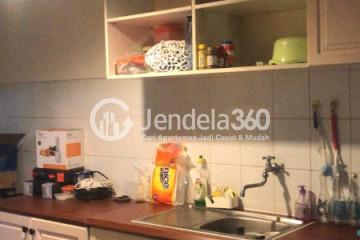 Kitchen Flawless 3BR Apartment Low Floor with City View at Kondominium Golf Karawaci Apartment