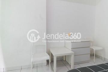 Bedroom Strategic Location Studio Apartment Middle Floor with city View at Casa De Parco Apartment