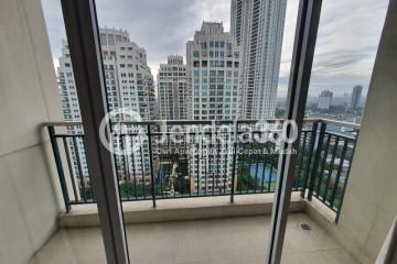 Balcony Pakubuwono View 3BR Tower Lacewood