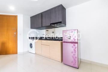 Kitchen The Mansion Kemayoran Jasmine 2BR Fully Furnished