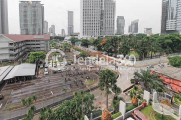 Balcony Sudirman Park Apartment 1BR View Monas