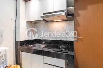 Kitchen Green Park View Apartment 2BR Tower F