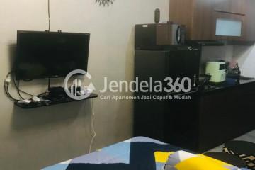 Bedroom Compact Studio Apartment Low Floor with Pool View at Paragon Village Apartment