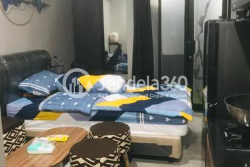 Bedroom Compact Studio Apartment Low Floor with Pool View at Paragon Village Apartment