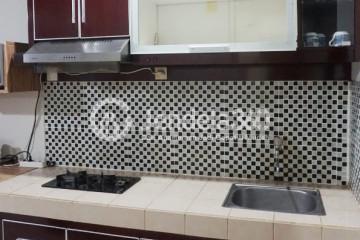 Kitchen 1BR Cosmo Mansion - Jakarta Residence Thamrin City Apartment at Middle Floor